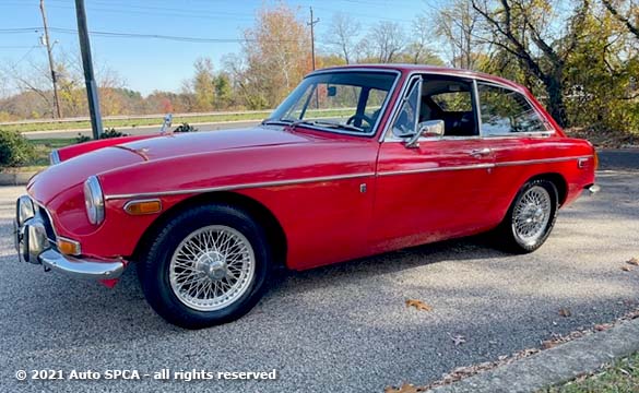 1970 MGb GT