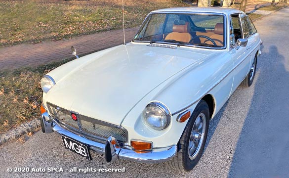 1974 MGB GT - Hatchback Coupe - Convertible