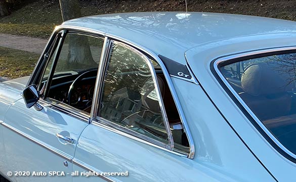 1974 MGB GT - Hatchback Coupe - Convertible