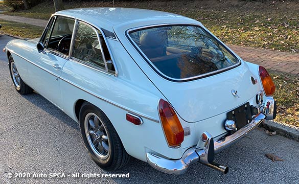 1974 MGB GT - Hatchback Coupe - Convertible